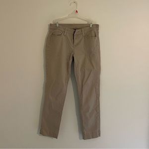 GAP Women’s Khaki Pants - 2R